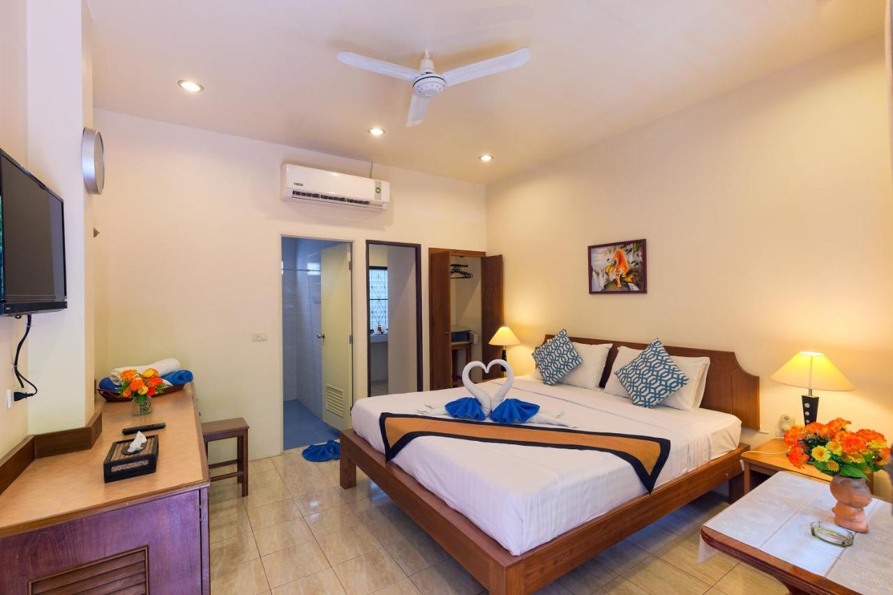 Smile House Karon Hotel Buitenkant foto